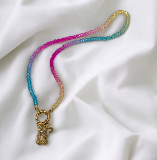 Collana rainbow iniziale e orso