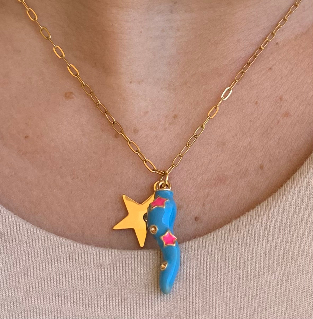 Collana con cornetto stellato vari colori